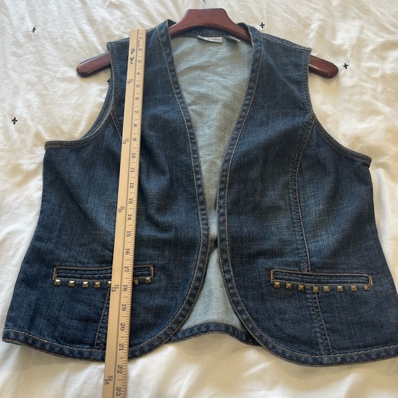 Chico's Platinum Denim Vest sz 2 boho western rodeo casual beaded gypsy Cowgirl - Picture 8 of 8